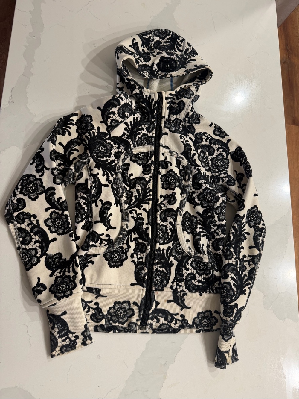 lululemon athletica Cream Hoodie with Black laceoflauge scuba rare print